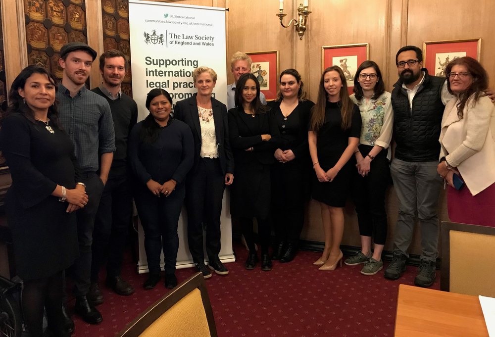 new-law-society-human-rights-committee-chair-sue-willman-welcomes-lawyer-at-risk-on-mexican-border_Mex-Maricela-2