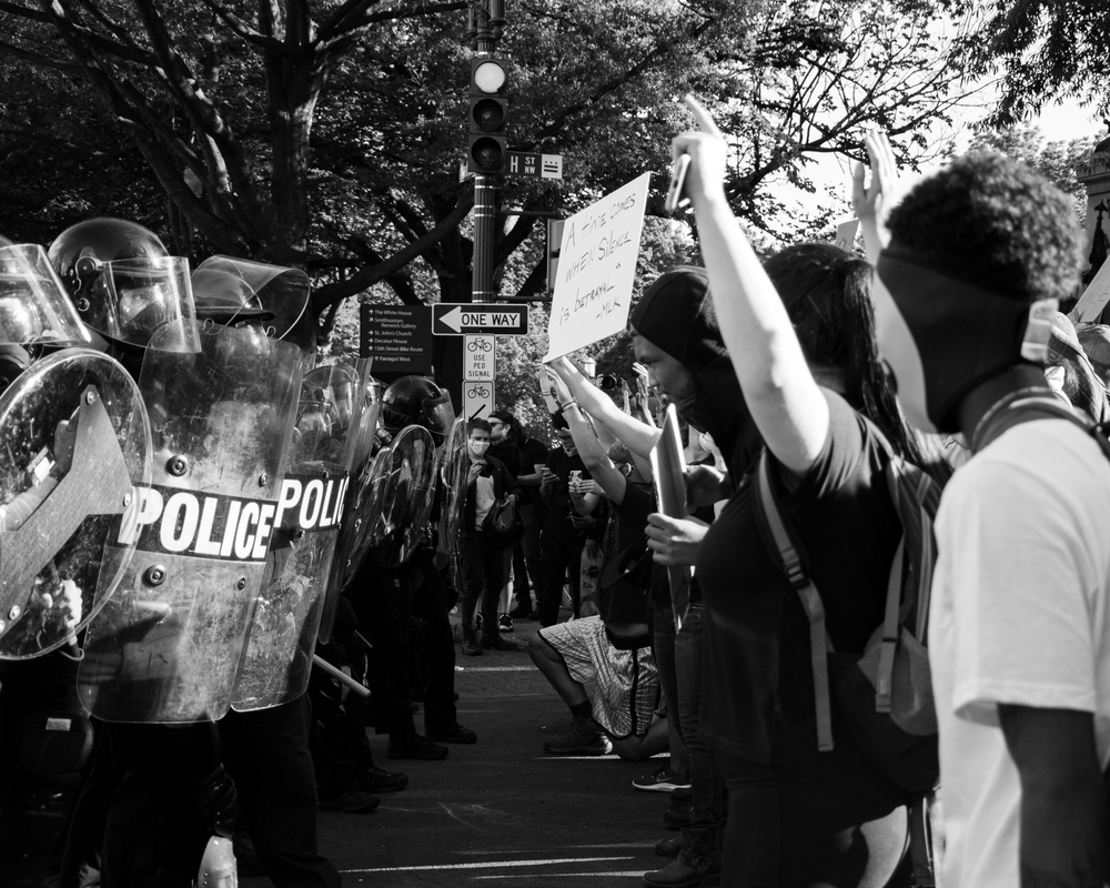 crowdjustice-page-stop-arming-the-us-police_koshu-kunii-ILpe0MpOYww-unsplash-scaled